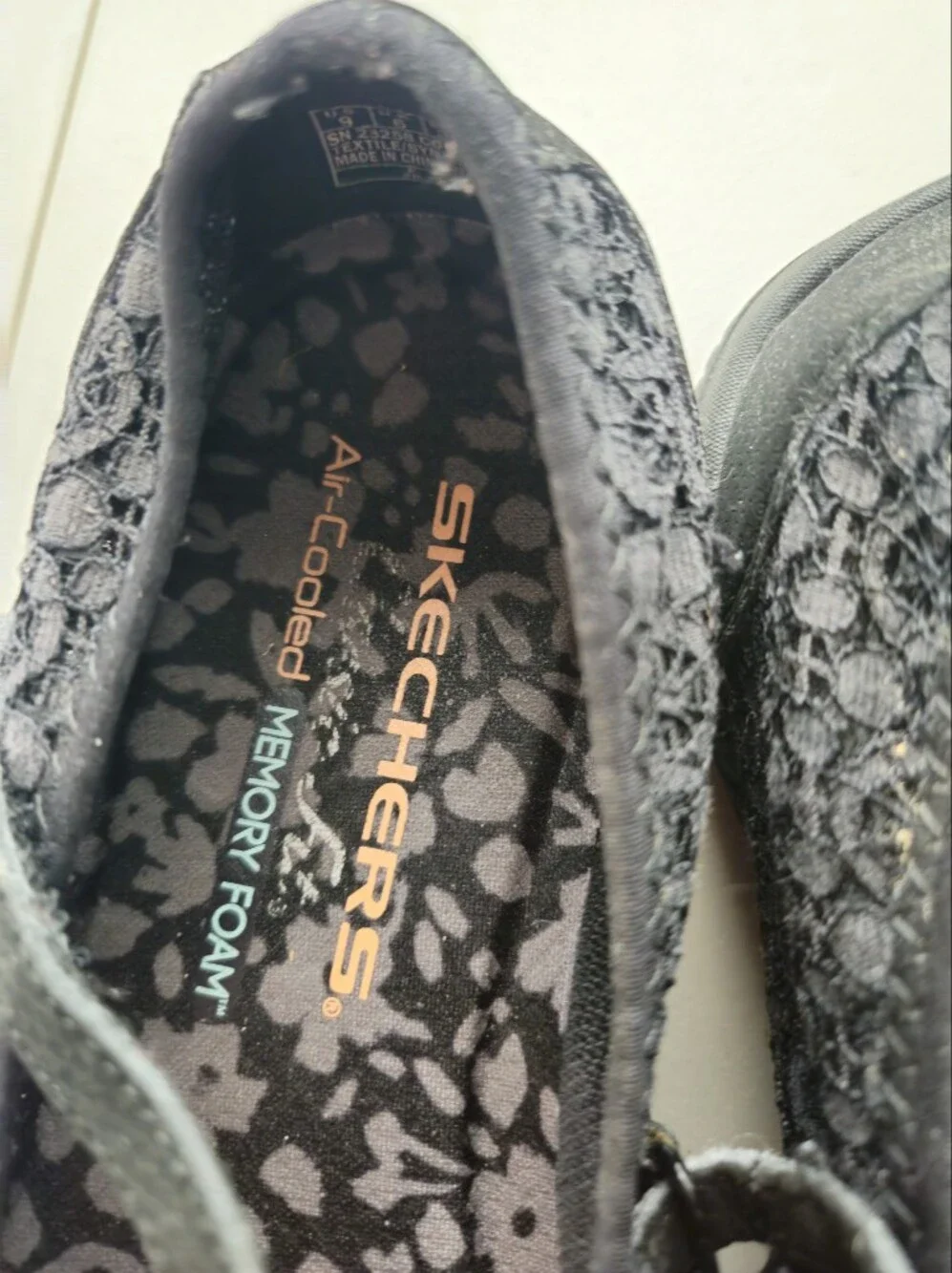 Skechers Women’s Black Floral Mary Jane Flats